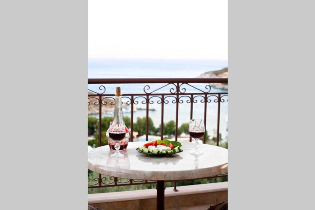Nikis Seaside House Vila Vlichadia Exterior foto